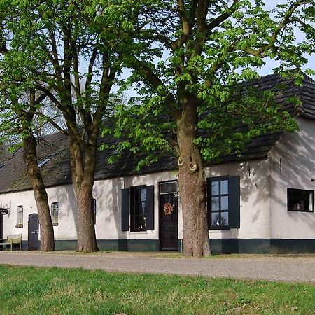 Bed & Breakfast Langlaar Nuenen Exteriör bild